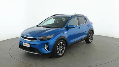 Usata 2022 Kia Stonic Style SUV | 15.199 € (Buon prezzo)