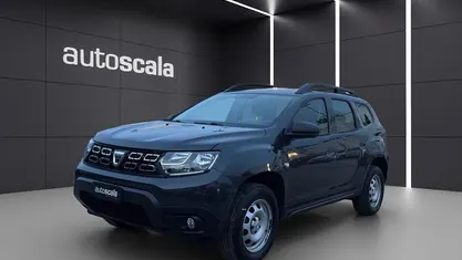 Usata Dacia Duster Essentiel 101 CV (74 kW) 2020 Gray SUV