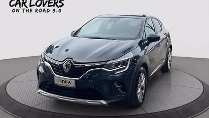 Blu scuro Usata 2022 Renault Captur Intens SUV | 17.490 € (Buon prezzo)