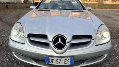 Usata Mercedes SLK200 163 CV (119 kW) 2006 Nero Cabrio