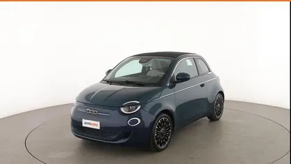 Usata Fiat 500e La Prima 86 kW (118 CV) 2020 Blu Cabrio