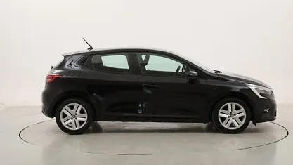 Usata Renault Clio V Business 101 CV (74 kW) 2022 Utilitaria