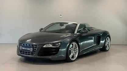 Usata Audi R8 Spyder 525 CV (386 kW) 2011 Grigio Cabrio