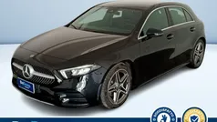 Grigio metallizzato Usata 2019 Mercedes A200 Premium Tre volumi | 27.300 € (Buon prezzo)