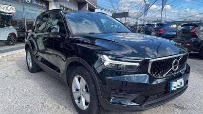 Usata Volvo XC40 Business Edition 150 CV (110 kW) 2020 Nero metallizzato SUV