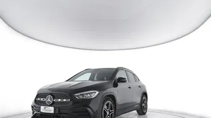 Usata Mercedes GLA200 Premium 150 CV (110 kW) 2022 Nero SUV