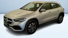 Argento metallizzato Usata 2022 Mercedes GLA180 SUV | 35.500 € (Buon prezzo)