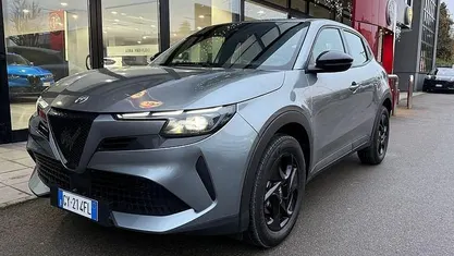 Grigio Usata 2025 Alfa Romeo GT Junior SUV | 25.500 € (Buon prezzo)