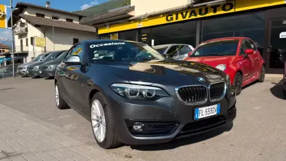 Begagnad BMW 218 Sport Line 150 HK (110 kW) 2017 Grå Sportkupé