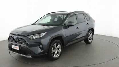 Używany Toyota RAV4 Hybrid 218 KM (160 kW) 2021 Szary SUV