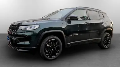 Usata 2025 Jeep Compass North SUV | 38.900 €