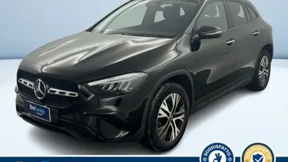 Gebraucht Mercedes GLA200 Advanced 150 PS (110 kW) 2023 Schwarz SUV