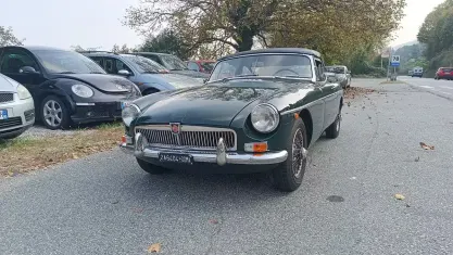 Usata MG B 95 CV (69 kW) 1960 Verde Cabrio