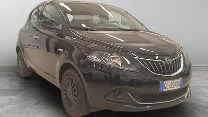 Usata 2022 Lancia Ypsilon Silver Due volumi | 11.900 € (Buon prezzo)