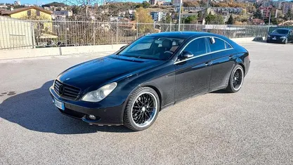 Nero Usata 2014 Mercedes CLS320 Tre volumi | 8999 €