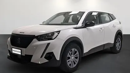 Bianco Usata 2022 Peugeot 2008 Active SUV | 17.600 € (Buon prezzo)