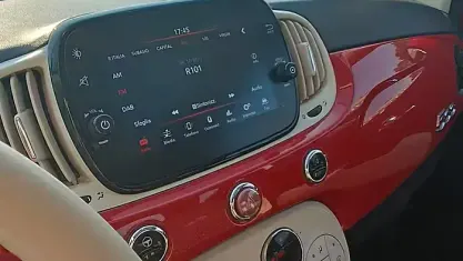 Usata Fiat 500 Dolcevita 69 CV (50 kW) 2021 Rosso Berlina