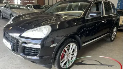 Usata Porsche Cayenne Turbo 500 CV (367 kW) 2007 Nero SUV