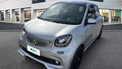 Usata Smart ForFour Passion 90 CV (66 kW) 2019 Utilitaria