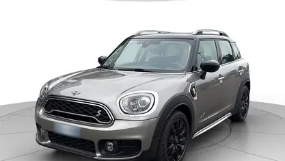 Usata Mini Cooper Countryman Hype 136 CV (100 kW) 2020 Grigio SUV