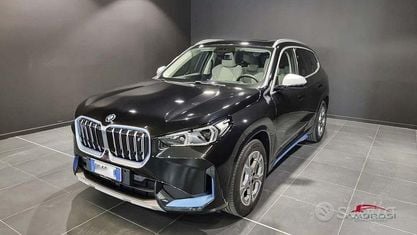 Usata BMW iX1 Comfort Edition 230 kW (313 CV) 2023 Black sapphire metallizzato SUV