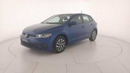 Käytetty VW Polo Life 95 HP (69 kW) 2025 Sininen Viistoperä