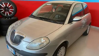 Usata Lancia Ypsilon 69 CV (50 kW) 2005 Utilitaria