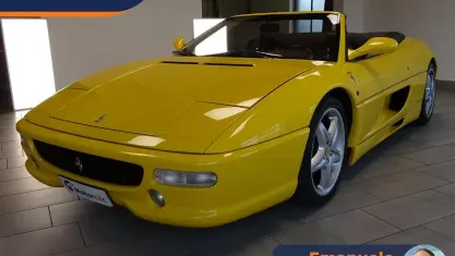 Usata Ferrari F355 380 CV (279 kW) 1998 Giallo