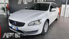 Bianco Usata 2014 Volvo V60 Business Edition Station wagon | 8300 € (Buon prezzo)