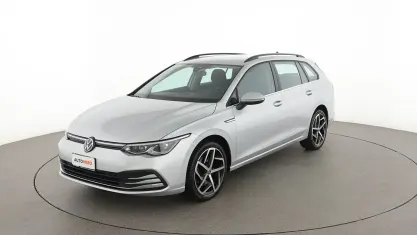 Usata VW Golf VIII Style 116 CV (85 kW) 2021 Argento Station wagon
