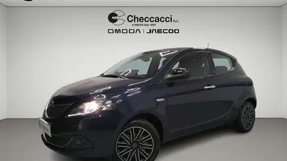 Blu/azzurro Usata 2021 Lancia Ypsilon Gold Due volumi | 7999 € (Buon prezzo)