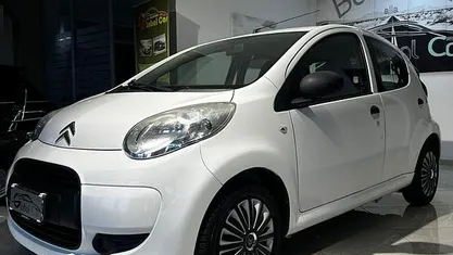 Usata Citroën C1 68 CV (50 kW) 2012 Bianco Utilitaria