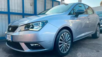 Usata Seat Ibiza CONNECT 95 CV (69 kW) 2015 Grigio Berlina