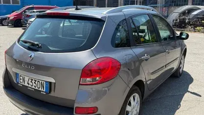Usata Renault Clio 103 CV (75 kW) 2012 Grigio Station wagon