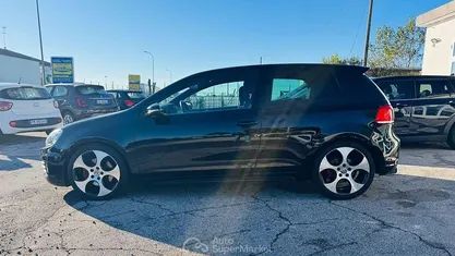 Usata VW Golf GTI 211 CV (155 kW) 2011 Berlina