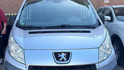 Usata Peugeot TePee 136 CV (100 kW) 2010 Monovolume