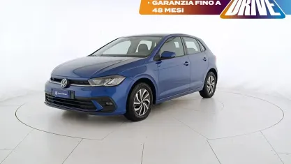 Usata VW Polo Life 95 CV (69 kW) 2023 Blu Utilitaria