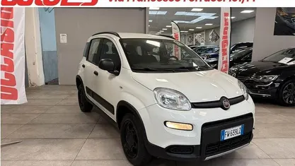 Bianco Usata 2019 Fiat Panda 4x4 S Due volumi | 9899 € (Ottimo prezzo)