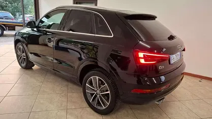 Nero Usata 2017 Audi Q3 Sport SUV | 17.500 € (Buon prezzo)