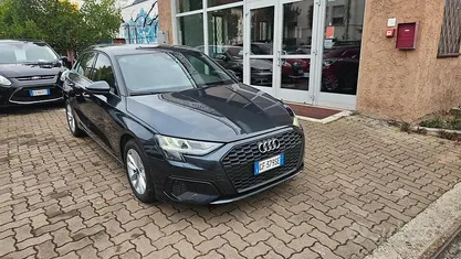 Usata Audi A3 Ambiente 116 CV (85 kW) 2021 Grigio Berlina