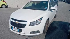 Usata 2010 Chevrolet Cruze Tre volumi | 4500 € (Buon prezzo)