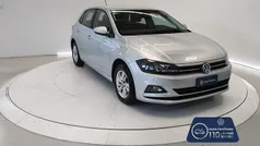 Argento Usata 2020 VW Polo Comfortline Tre volumi | 16.950 € (Buon prezzo)