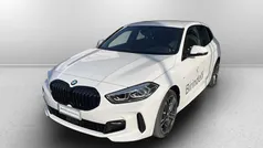 Alpin white pastello Usata 2024 BMW 118 M Sport Due volumi | 33.500 € (Buon prezzo)