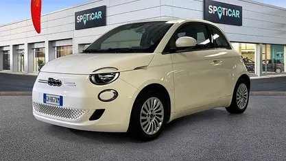 Bianco Usata 2022 Fiat 500e Action Due volumi | 11.950 € (Ottimo prezzo)