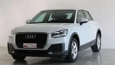 Bianco ghiaccio metallizzato Usata 2020 Audi Q2 Comfort SUV | 21.000 € (Ottimo prezzo)