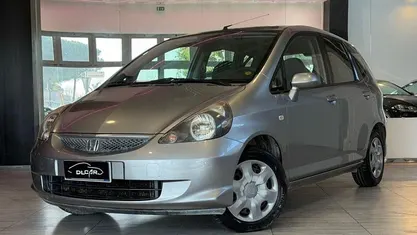 Usata Honda Jazz 77 CV (56 kW) 2006 Grigio Utilitaria