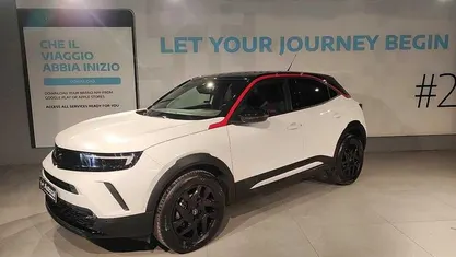 Usata Opel Mokka 136 CV (100 kW) 2023 Bianco SUV