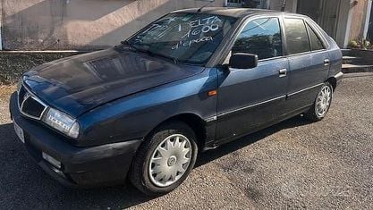 Usata Lancia Delta S 75 CV (55 kW) 1995 Blu/azzurro Utilitaria