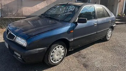 Usata Lancia Delta S 75 CV (55 kW) 1995 Utilitaria