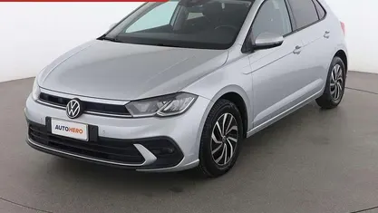 Usata VW Polo Life 95 CV (69 kW) 2023 Argento Utilitaria